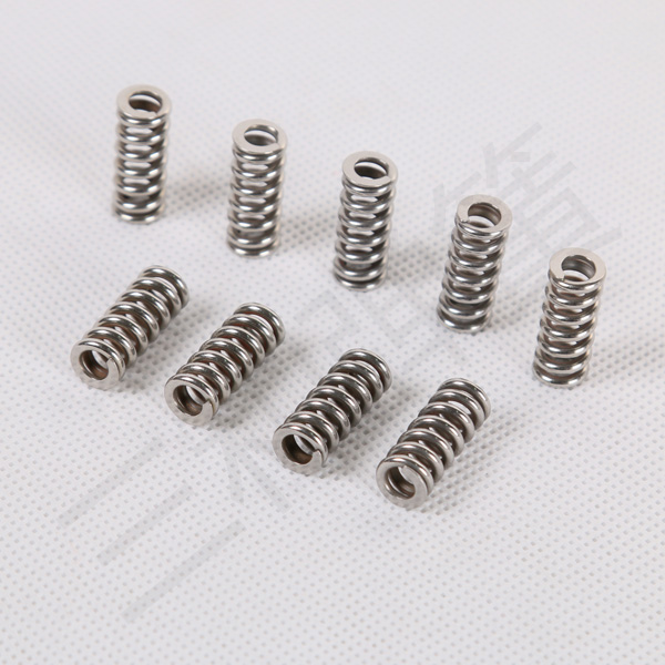 不銹鋼彈簧
不銹鋼彈簧